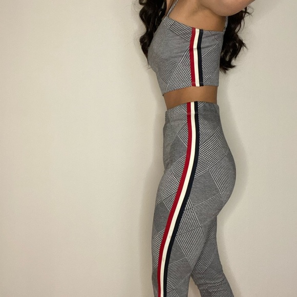 Stripped crop top and pants set - Picture 2 of 4